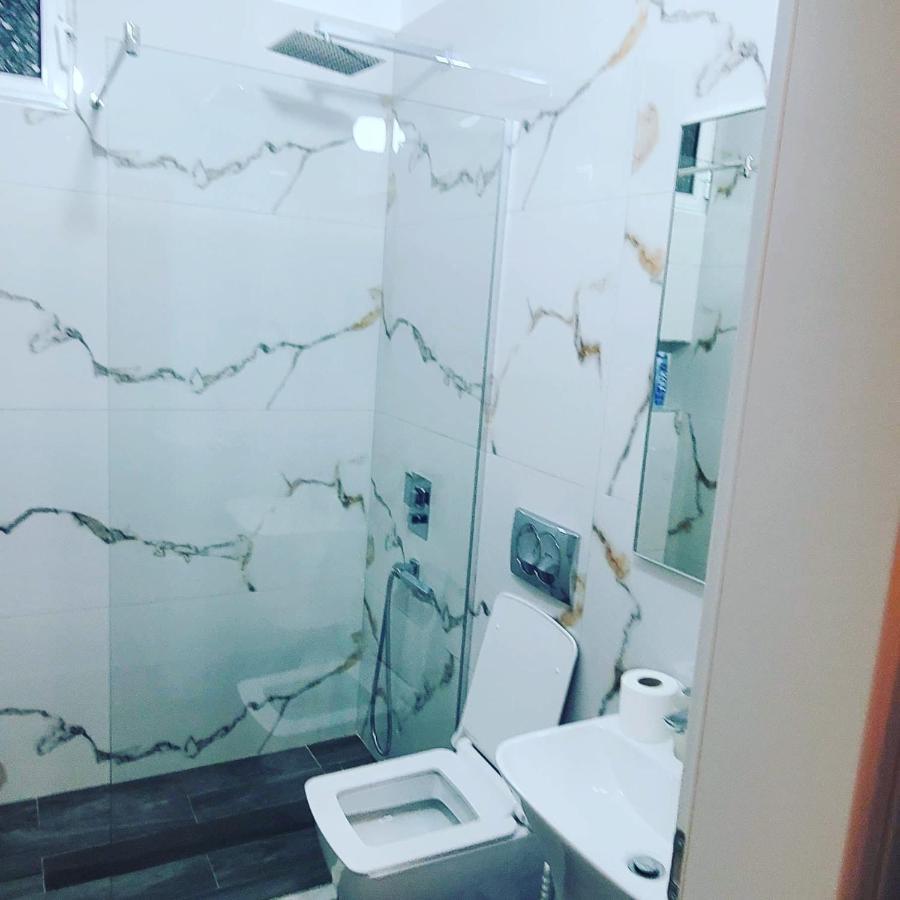 Hotel Noel Wlora Zewnętrze zdjęcie