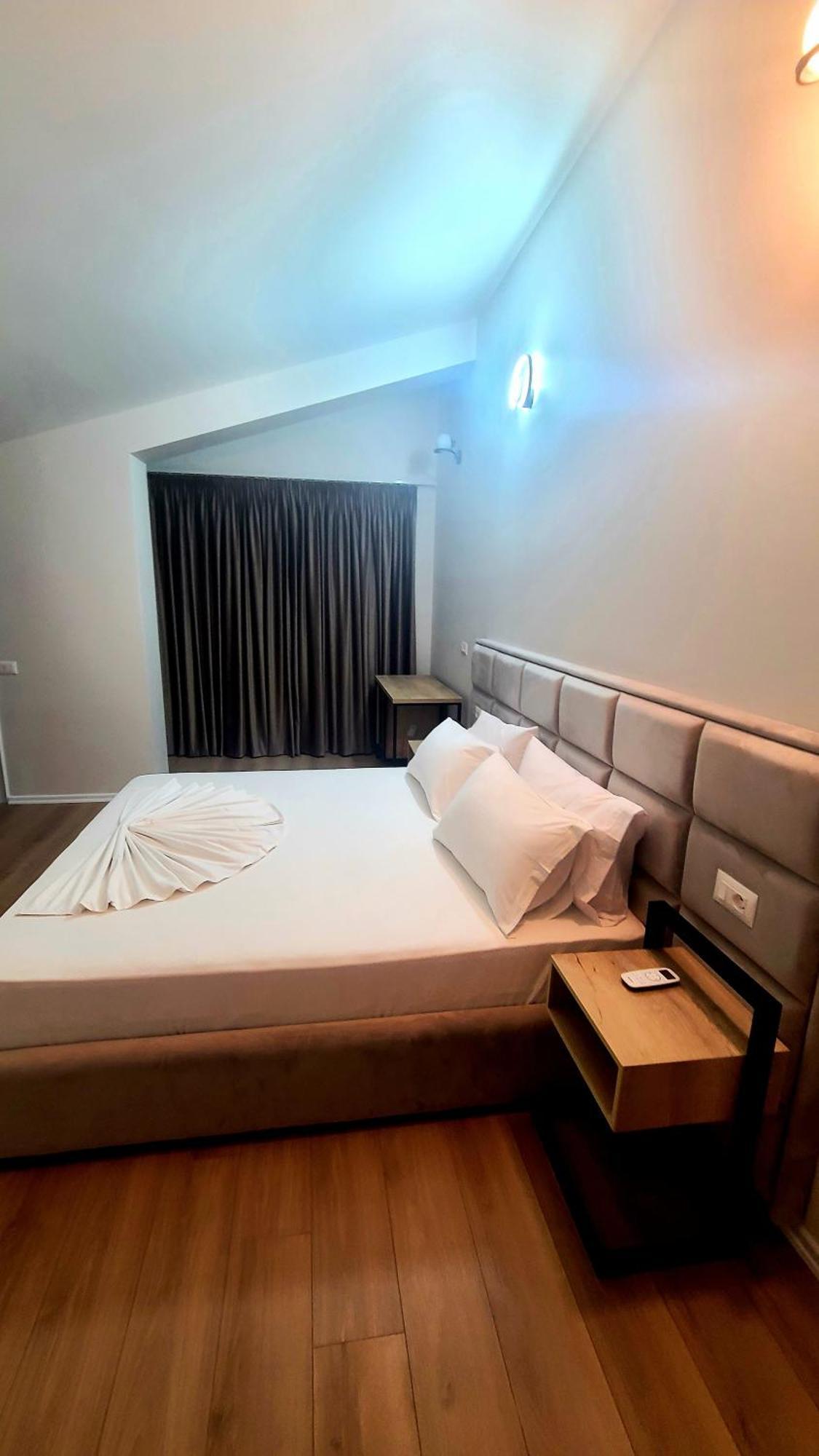 Hotel Noel Wlora Zewnętrze zdjęcie