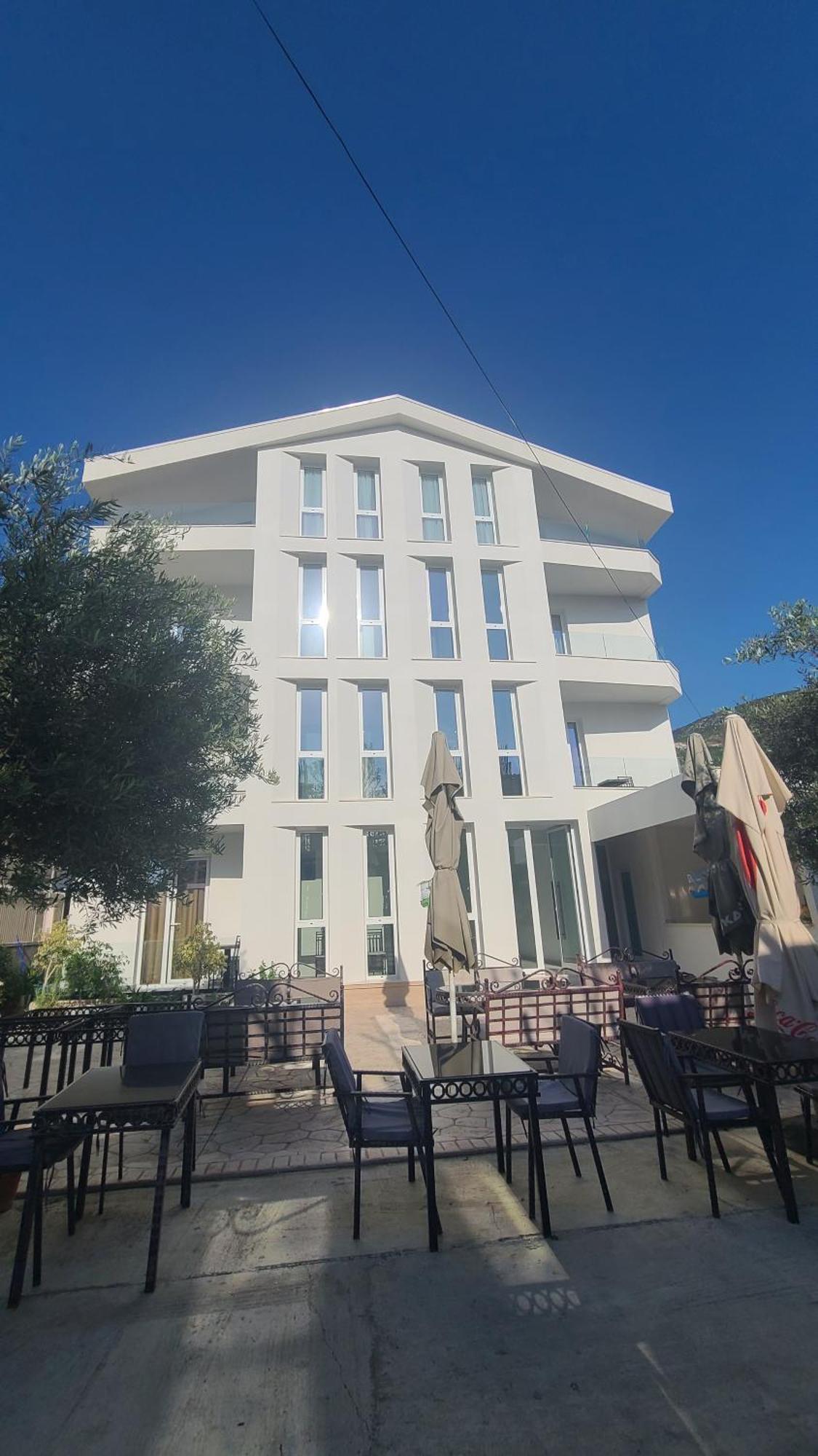 Hotel Noel Wlora Zewnętrze zdjęcie